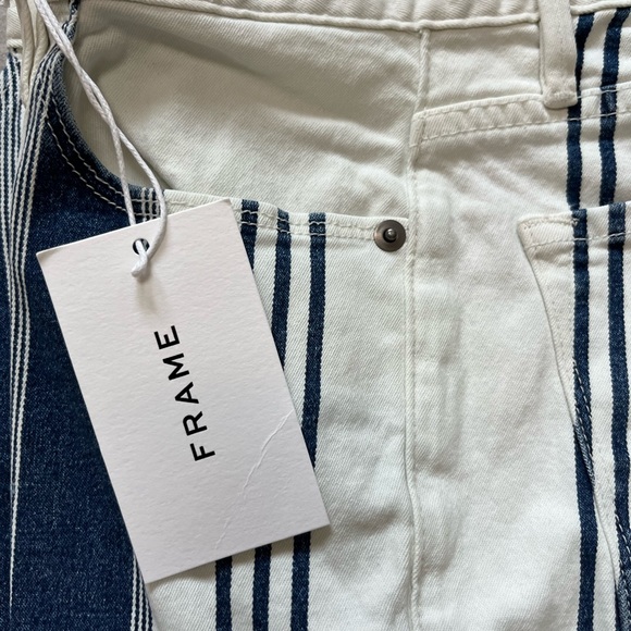 Frame pants. Mini crop boot cut. NWT - Picture 4 of 5